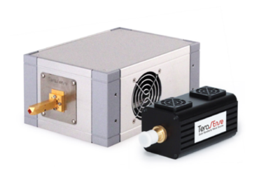 电-真空太赫兹源